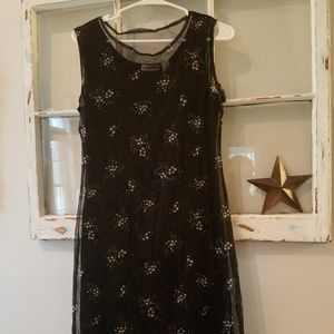 Derek Heart Black floral midi dress